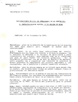 Declaraciones de S.E. el Presidente de la República, D. Patricio Aylwin Azocar, a la salida de misa.