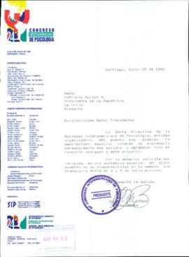 [Saluda y agradece apoyo a proyecto]