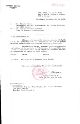 [Oficio Gab. Pres. N° 5669 de Jefe de Gabinete Presidencial, remite copia de carta que se indica]