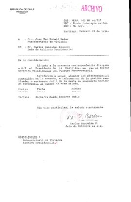 [Oficio Ord. N° 827 de Jefe de Gabinete Presidencial, remite copia de carta que se indica]
