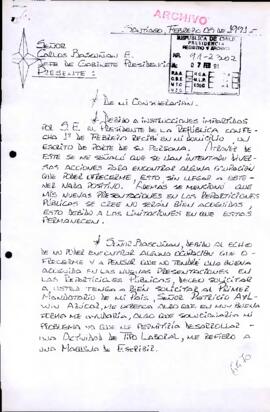Carta solicitud de una máquina de escribir.