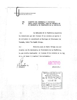 [Director de Ceremonial y Protocolo, informa visita de Gobernador de Tucumán y solicita audiencia]