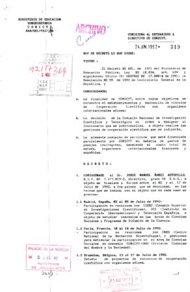 [Copia Decreto Nº 319 de Ministerio de Educación, comisón al extrajero de directivo de CONICYT]