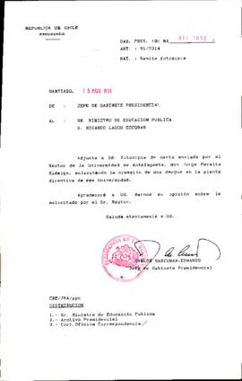 [Remite fotocopia a Ministro Educación Pública]
