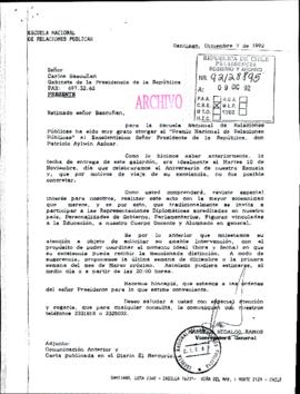 [Solicita coordinación de fecha para la entrega  al Presidente  del Premio Nacional de Relaciones Públicas]