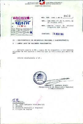 [Carta del Subsecretario de Desarrollo Regional y Administrativo dirigida al Jefe de Gabinete Presidencial, referente a respuesta dictada a Alcaldes de San Ignacio y Chaitén]