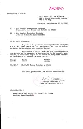 [Oficio  Gab. Pres. Ord. N° 4834 de Jefe de Gabinete Presidencial, remite copia de carta que se indica]