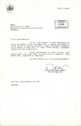 [Juan Gabriel Valdés, Embajador de Chile en España, informa que le habría solicitado a usted, que se le otorgue la Orden al Mérito Bernardo O'Higgins en su grado de Gran Cruz, al señor Oscar Alzaga, Académico Español ]