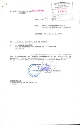 [Oficio Ord. N° 92 de Alcalde de Negrete, remite antecedentes]