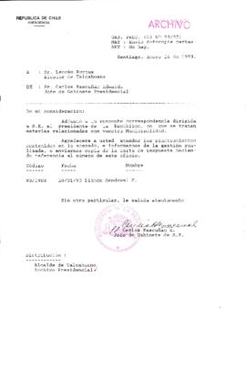 [Oficio  Gab. Pres. Ord. N° 0371 de Jefe de Gabinete Presidencial, remite copia de carta que se indica]