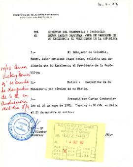 Carta del Director del Ceremonial y Protocolo del Ministerio de RR.EE. sr. C. Klammer B., dirigida al Señor Carlos Bascuñán, Jefe de Gabinete de su Excelencia el Presidente de la República, con referencia al Embajador de Colombia en Chile