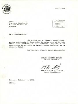 Carta del Jefe de Gabinete de la Presidencia, sr. Carlos Bascuñán Edwards, y del Asesor Presidencial, sr. Marcelo Trivelli Oyarzún, dirigida al Señor Francisco Cumplido C. Ministro de Justicia