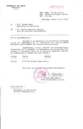 [Oficio Ord. N° 106 de Jefe de Gabinete Presidencial, remite copia de carta]