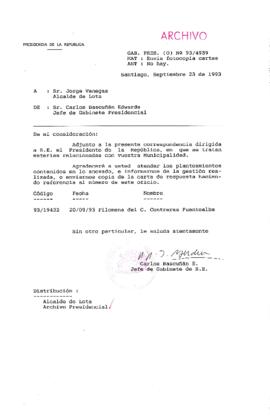 [Oficio  Gab. Pres. Ord. N° 4939 de Jefe de Gabinete Presidencial, remite copia de carta que se indica]