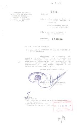 [Carta con fotocopias del Ministerio de Justicia].