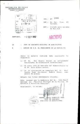 [Oficio Ord. N° 1009 de Jefe de Gabinete Ministro de Agricultura, en relación a saludos de navidad]