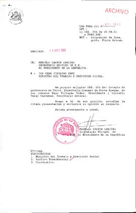 [Se remite Ord. 056 del Colegio de Profesores a Sr. Marcelo Zapata Secretario Privado del Presidente Aylwin]