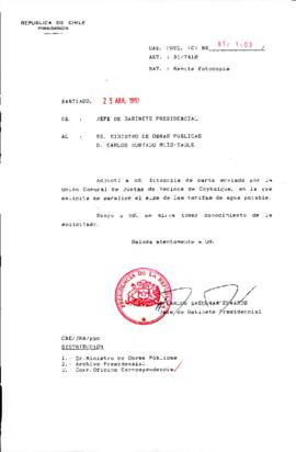 [Oficio del Jefe de Gabinete Presidencial dirigido al Ministro de Obras Públicas referente a solicitud de Juntas de Vecinos de Coyhaique]