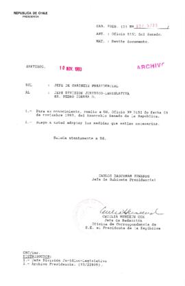 [Oficio Gab. Pres. N° 5793 de Jefe de Gabinete Presidencial, remite documento]