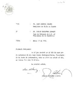 [Carta a Embajador de Chile en España para corregir fecha de audiencia de don Juan Carlos Rodrígu...