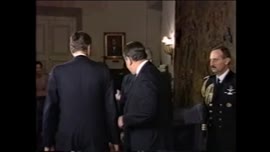 Recepción al Presidente George Bush en la Moneda: Video
