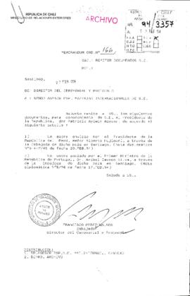 [Memorandum N° 166 de Director de Ceremonial y Protocolo, remite documentos]