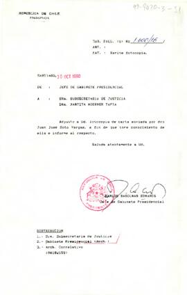 [Carta de Jefe de Gabinete a Subsecretaria de Justicia remitiendo y solicitando tomar conocimiento de carta enviada por Sr. Juan Soto]