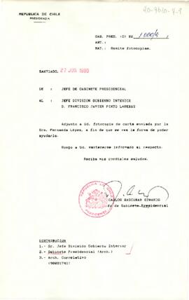 [Carta de Jefe de Gabinete a Jefe División Gobierno Interior remitiendo carta de Sra. Fernanda López solitando apoyo]