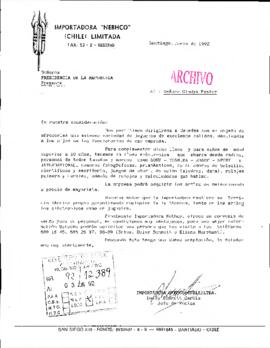 [Ofrecimiento de juguetes para hijos de funcionarios]