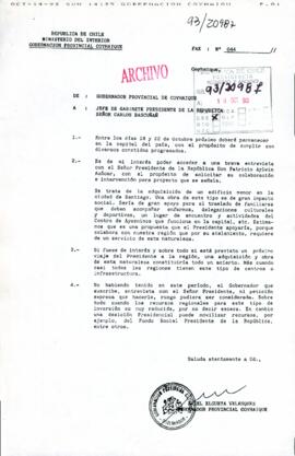 [Copia de fax, de Gobernador de Coyhaique, solicita audiencia]