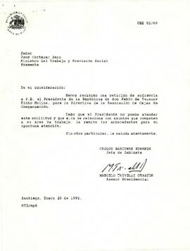 Carta de Carlos Bascuñán Edwards, Jefe de Gabinete Presidencial, a René Cortázar Sanz, Ministro del Trabajo y Previsión Social, sobre solicitud de audiencia de la Asociación Gremial de Cajas de Compensación