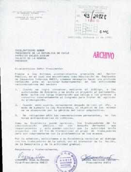 [Expone problemas de funcionarios públiocs, y solicitan gestión]